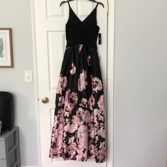 Xscape Dresses & Skirts - Black Floral Formal Dress
